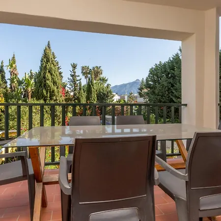 200m From The San Pedro 马尔韦利亚